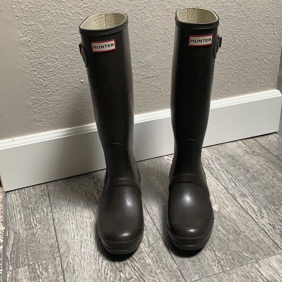 Hunter Shoes - HUNTER Rainboots Tall Matte Brown silver buckle side 7/8 waterproof pull-on